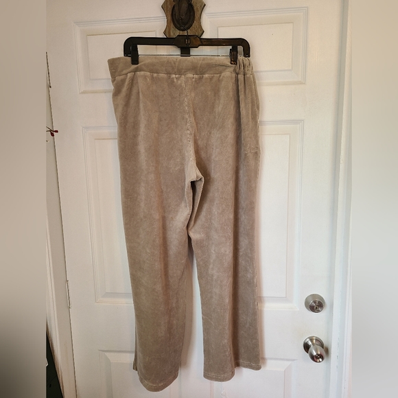 Ralph Lauren Lauren Women's Flare Leg Trousers, Size: Large Color: Tan - Picture 10 of 15